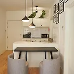 Boutique Rentals-flores Classic Historical Centre Apartamento Oporto