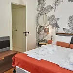 Boutique Rentals-flores Classic Historical Centre * Oporto