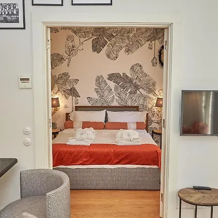 Boutique Rentals-flores Classic Historical Centre Apartman