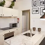 Boutique Rentals-flores Classic Historical Centre Porto