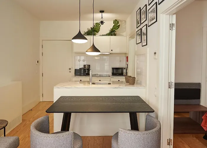 Apartament Boutique Rentals-flores Classic Historical Centre