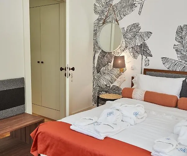 Boutique Rentals-flores Classic Historical Centre * Porto