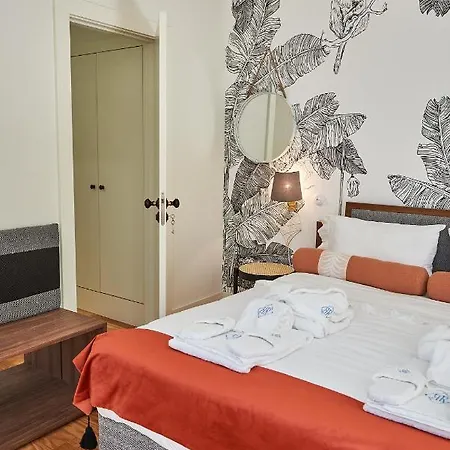 Boutique Rentals-flores Classic Historical Centre * Porto